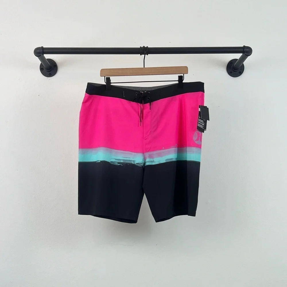 NWT Men’s Hurley Phantom Pure Glass 20” Board Shorts